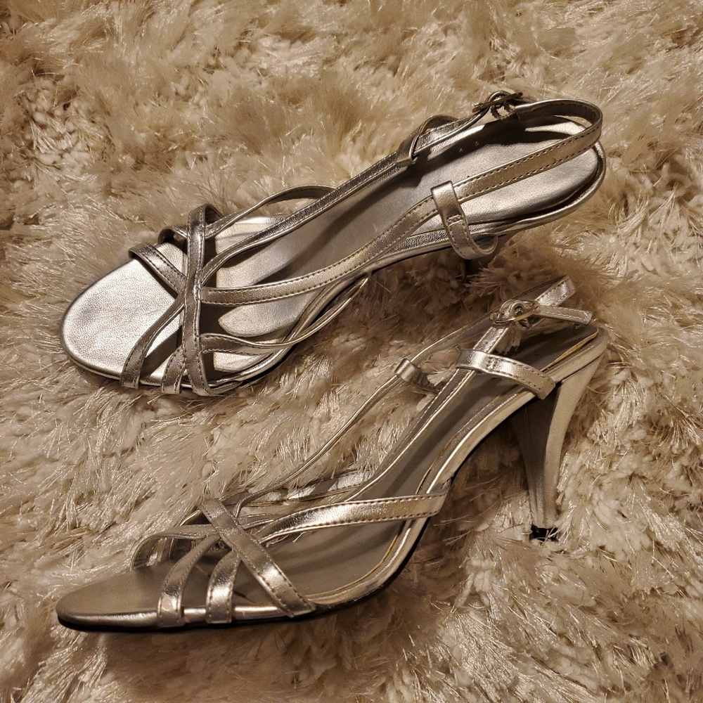 Fioni heels